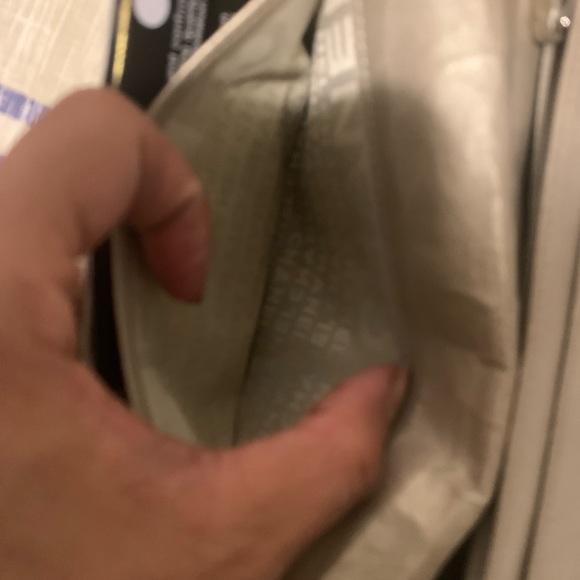 Authentic Chanel wallet - Picture 9 of 9